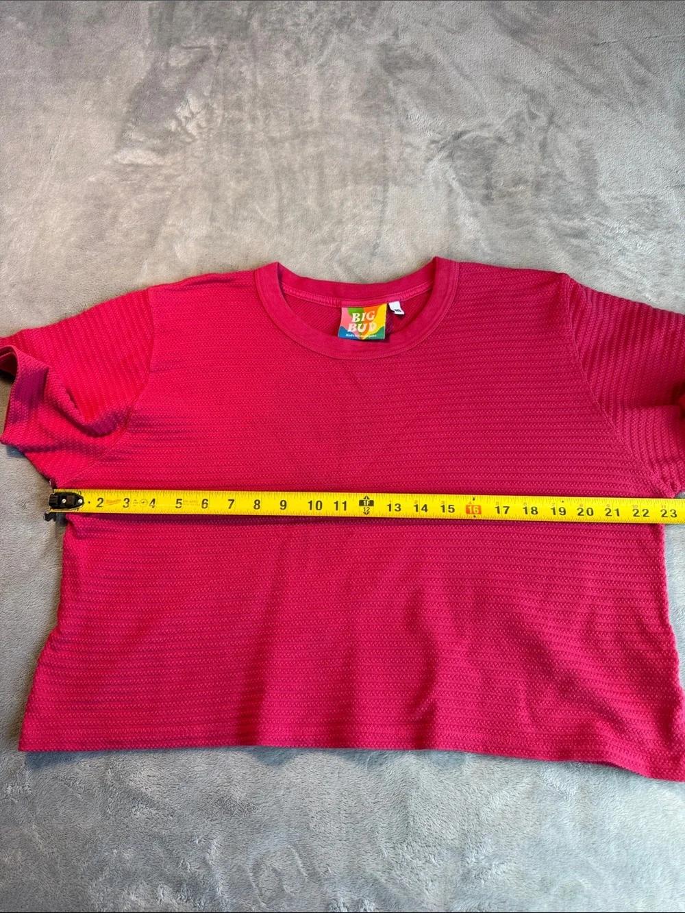 NWOT Big Bud Press Honeycomb Crop Tee Hot Pink Size Medium